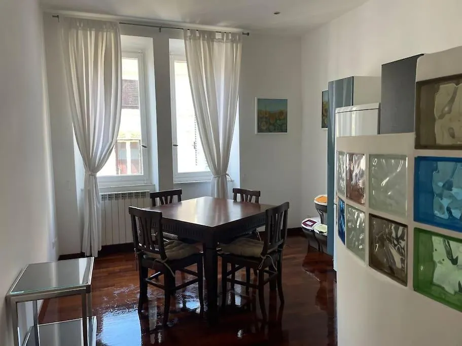 Apartment Appartamento In Centro Storico Vicino La Stazione Termini Rome Italy