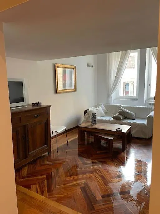 Appartamento In Centro Storico Vicino La Stazione Termini 罗马 0*,  意大利